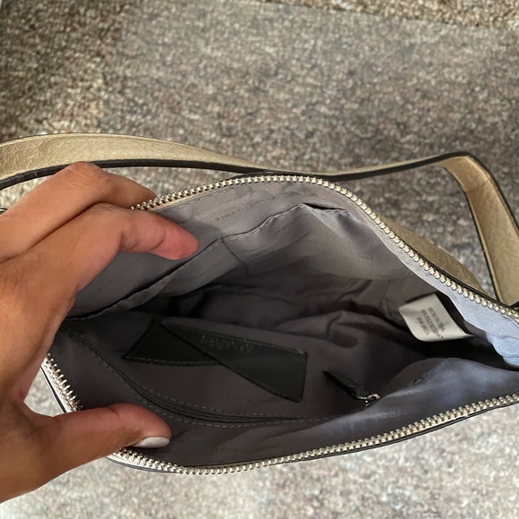 Purse - Picture 3 of 4